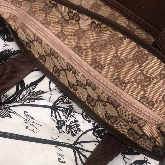 Gucci Monogram Tote - Picture 11 of 12